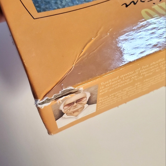 Lowell Herrero Beach Vacation Puzzle 550 Piece - Picture 3 of 11